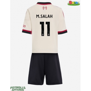 Liverpool Mohamed Salah #11 Bortaställ Barn 2025-26 Kortärmad (+ Korta byxor)